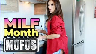MOFOS - Mandy Flores Gives A Lot Of Hints To David Flores That She Wants Her Ass To Be Fucked