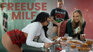 It Feels a Lot Like Christmas feat. Paisley Porter, Vanessa Marie & Joshua Lewis