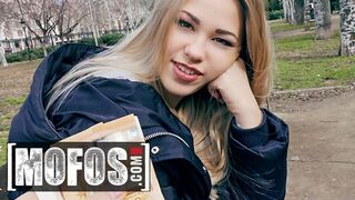 Mofos - Studious Teenage Chick Kneels Down To Swallow A Fat Cock In A Hidden Area Of The Park